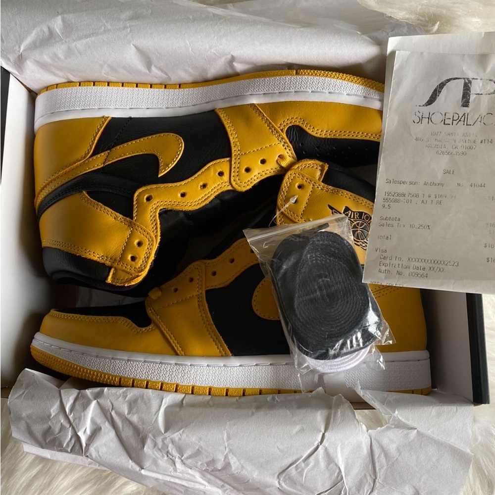 Nike Air Jordan 1 Retro High OG pollen